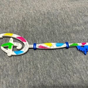 DISNEY Ink & Paint Collectible Key
